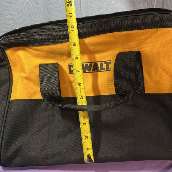 Small DeWalt bag - Picture 7 of 7